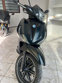 Piaggio Beverly 400 2021