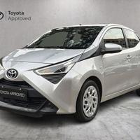 Toyota Aygo 5p 1.0 x-play 72cv