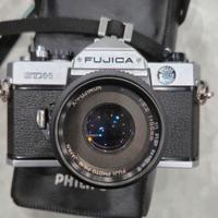 macchina fotografica Fujica STX-1 