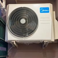 Condizionatore Midea Trial Split