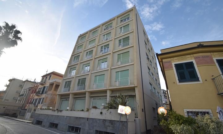 Spotorno Rif Sabri casa vacanze loc.breve