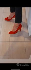 Alissa. Scarpe rosse