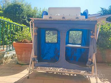 Mobiletto da cucina in campeggio Ferrino