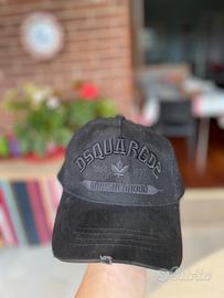 Cappello dsquared2