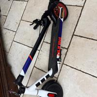 Monopattino elettrico Aprilia eSRZ