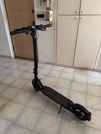 MONOPATTINO ARGENTO AG25