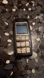 telefono con tasti Nokia