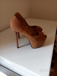 Décolleté donna con tacco estremo numero 40 