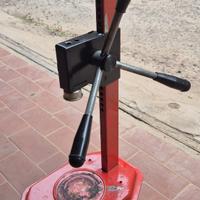 Tappatrice a colonna