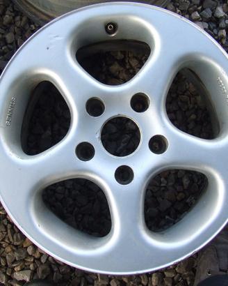 Cerchi in lega BMW da 15''  vintage