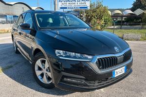 Skoda Octavia 2.0 TDI EVO SCR DSG Wagon Executive