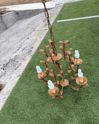 lampadario a sospensione vintage in ferro battuto
