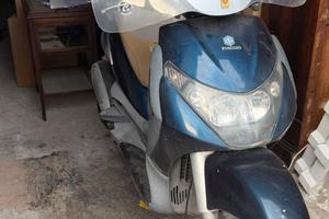 Piaggio Beverly 250