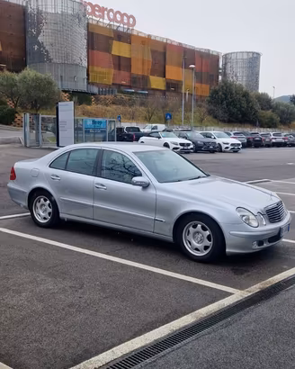 Mercedes-benz E 270 177CV - Da Vetrina