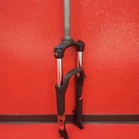 Forcella suntour xcm hlo 27.5 bloccaggio qr