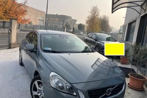 VOLVO S60 MOMENTUM – 170 CV – ANNO 2012