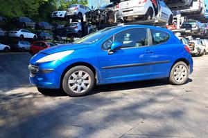 PEUGEOT 207 2006 SOLO PER RICAMBI