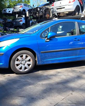 PEUGEOT 207 2006 SOLO PER RICAMBI