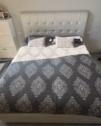 Letto matrimoniale contenitore