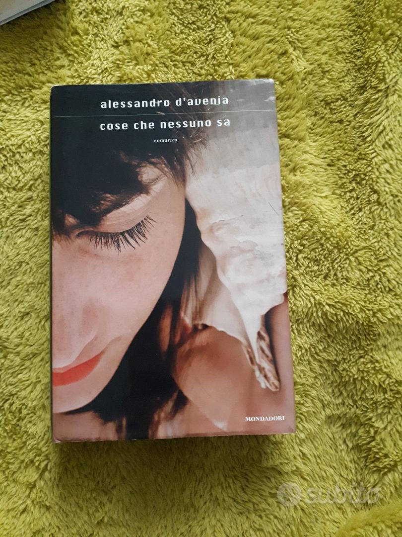 Libro Cose che nessuno sa - Libri e Riviste In vendita a Milano