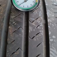 4 Gomme SEMINUOVE 215/65-15 C