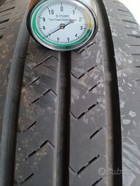 4 Gomme SEMINUOVE 215/65-15 C