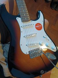 chitarra fender Stratocaster 60s vibeNUOVA