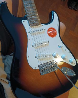 chitarra fender Stratocaster 60s vibeNUOVA