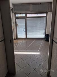 Locale commerciale - Negozio - Ufficio