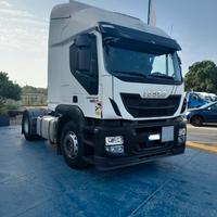 Iveco stralis at 460 adr