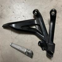 Africa twin 1000 poggia piedi passeggero lato dx