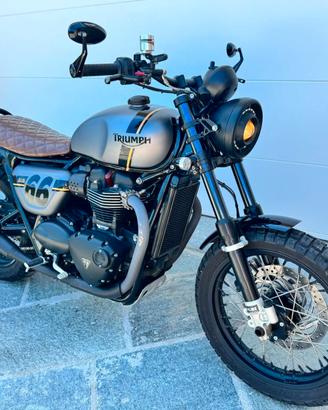 Triumph Street Twin 900 "Sanino Special"