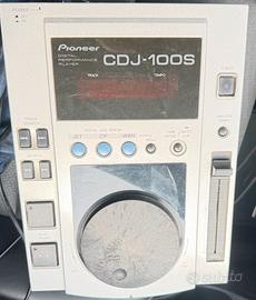 Pioneer CDJ-100S, il classico lettore CD da DJ