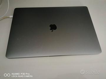 macbook pro 16"  i7 con touch bar