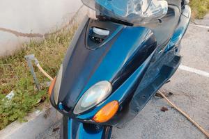 Yamaha majesty 150cc