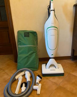 Folletto VK200 + spazzola lavapavimenti e accessor