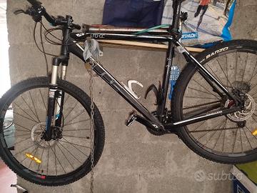 Bicicletta 29 Cube