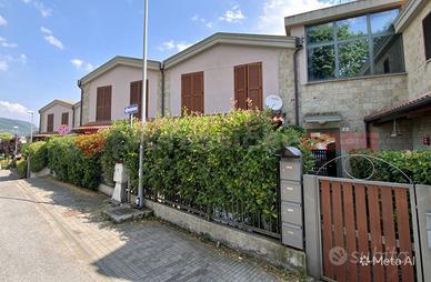 Villetta quadrifamiliare Terni