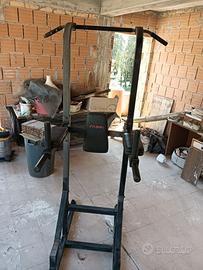 attrezzatura per fare palestra 