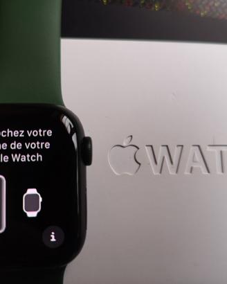 Apple Watch Series 7 41mm GPS + cinturino extra –