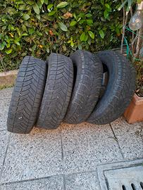 4 Gomme 215\75 R 16 C Michelin Cross Climatic