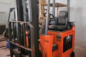 Carrello elevatore elettrico 1600kg Carer