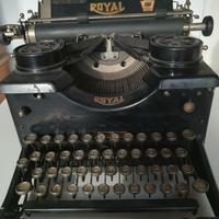 Macchina da scrivere Royal mod. 10