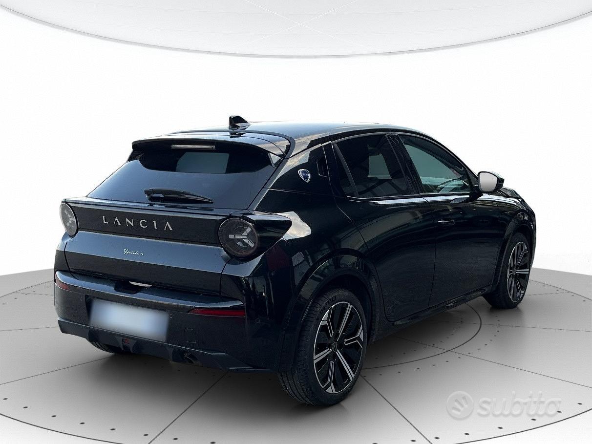 Lancia Ypsilon 2025 photo 3