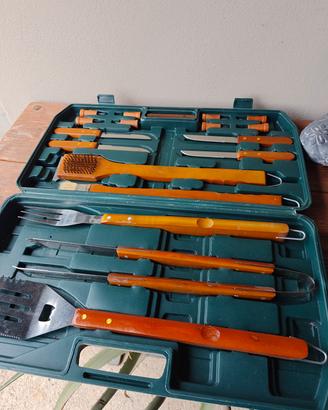 set utensili bbq