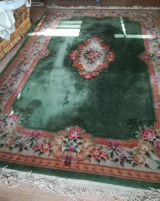 Tappeto verde in stile Aubusson