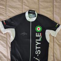 maglia da ciclismo taglia L nuova