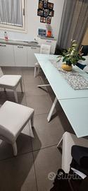 Tavolo in vetro 160x90cm allungabile fino a 200cm