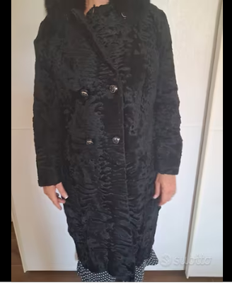 Cappotto di astrakan