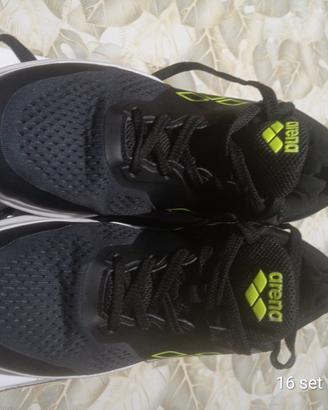 scarpe arena 